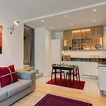 아파트 Cheserys, Alpes Travel, Les Praz Sleeps 2-4 *
