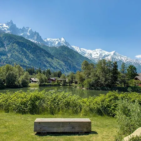 Cheserys, Alpes Travel, Les Praz Sleeps 2-4 شقة شامونكس