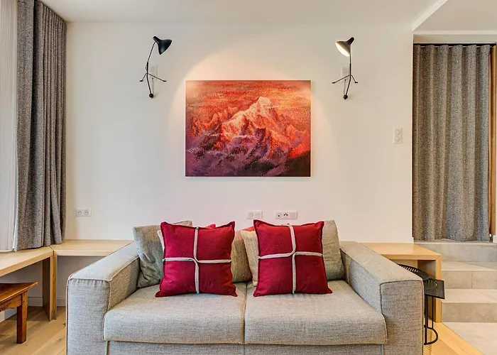 Cheserys, Alpes Travel, Les Praz Sleeps 2-4 Apartment Chamonix