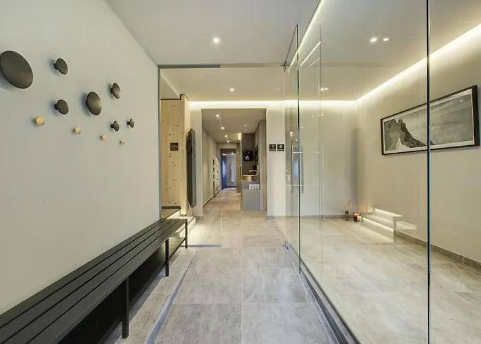 Cheserys, Alpes Travel, Les Praz Sleeps 2-4 * Chamonix