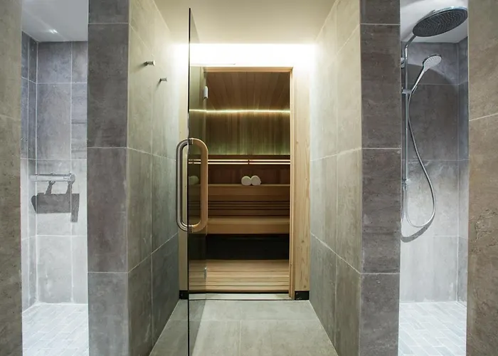 Cheserys, Alpes Travel, Les Praz Sleeps 2-4 *