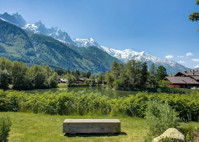 Cheserys, Alpes Travel, Les Praz Sleeps 2-4 Apartment Chamonix