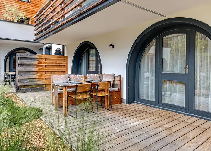 Cheserys, Alpes Travel, Les Praz Sleeps 2-4