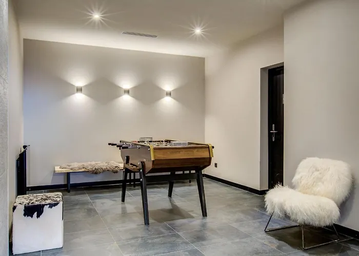 Cheserys, Alpes Travel, Les Praz Sleeps 2-4 * Chamonix